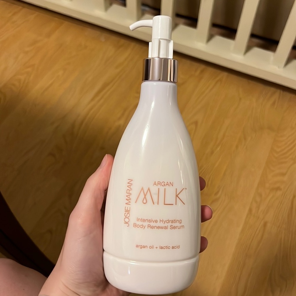Josie maran argan milk